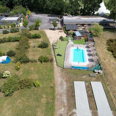 Camping Aquarev Hotel Loudeac Bagian luar foto