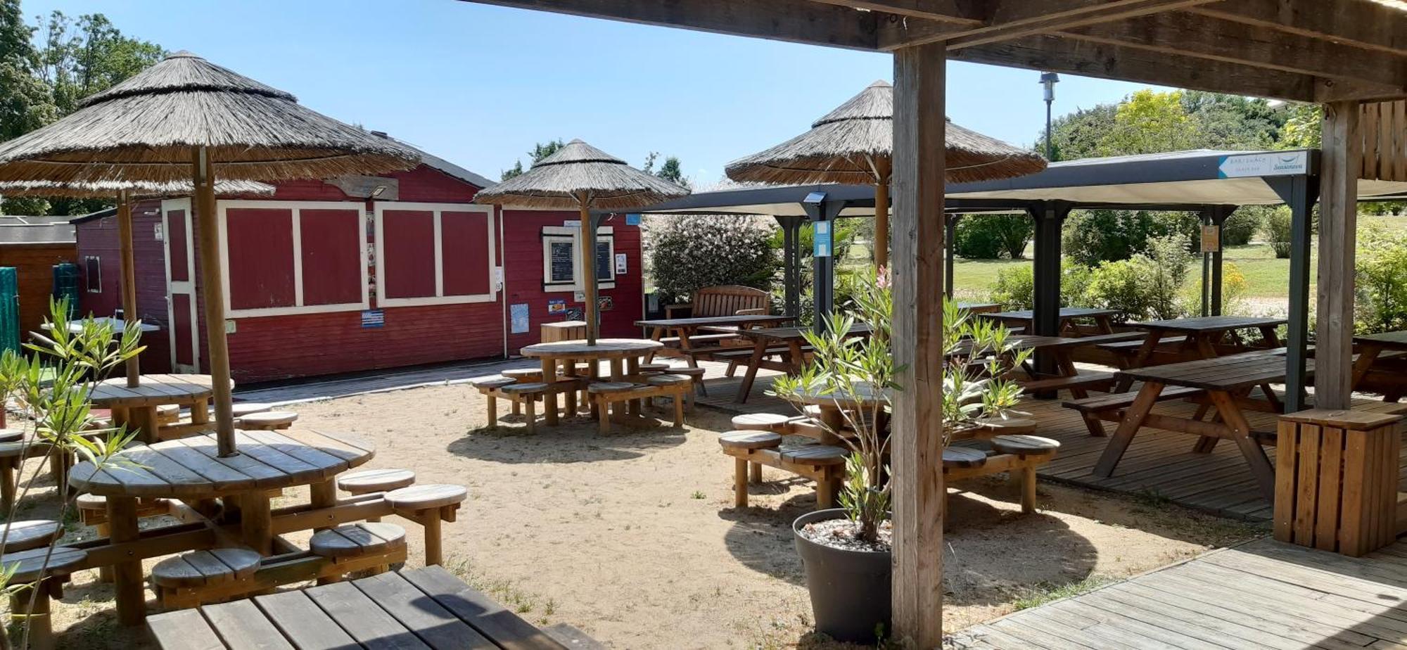 Camping Aquarev Hotel Loudeac Bagian luar foto